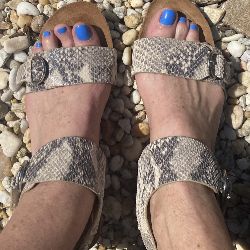Born Sandals